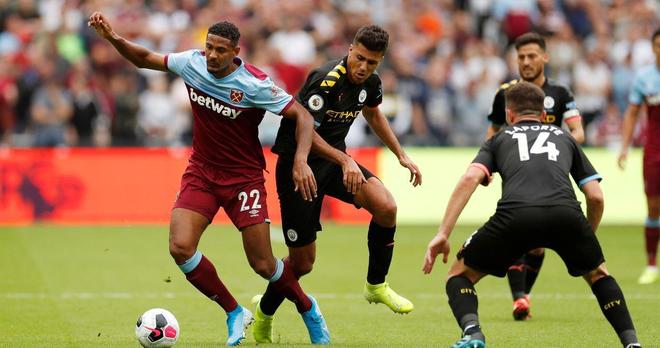 邮报：新主场用地估值存在分歧，曼联可能先买一部分土地开建