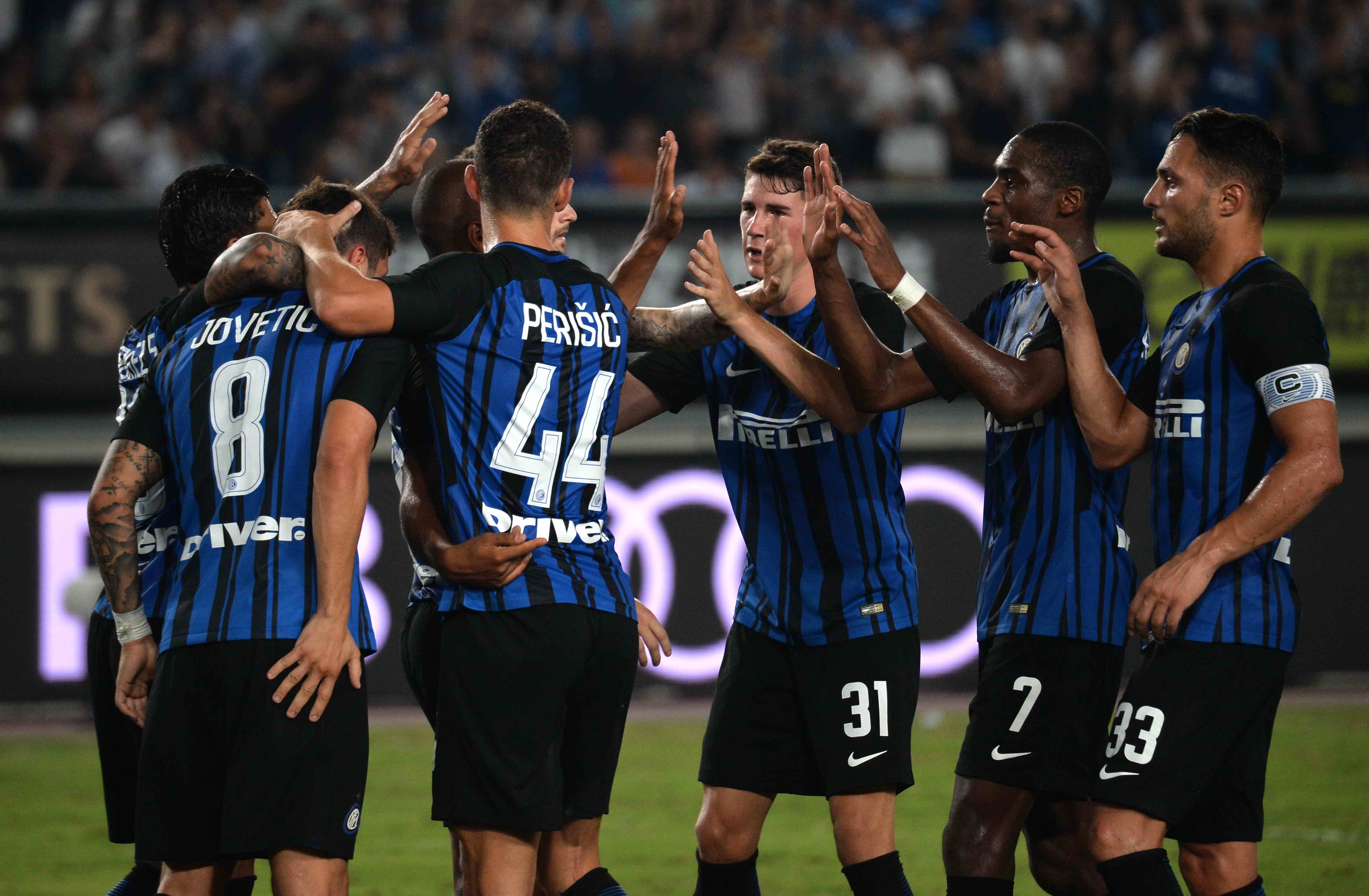 拜仁在联赛71次战胜斯图加特，创造德甲最多胜场纪录