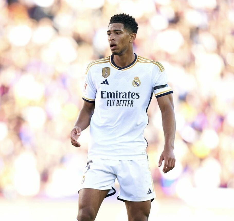 伊朗前锋塔雷米欧冠赛场攻破皇马大门！成为第二位攻...