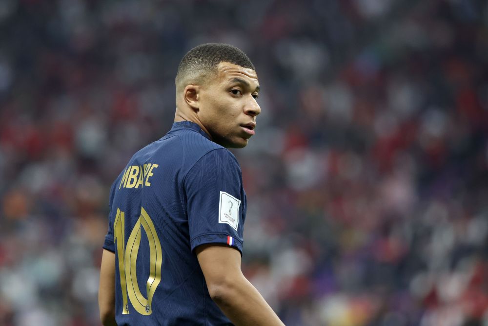 一己之力抹平分差！奎因第三节6中6狂轰21分5助攻