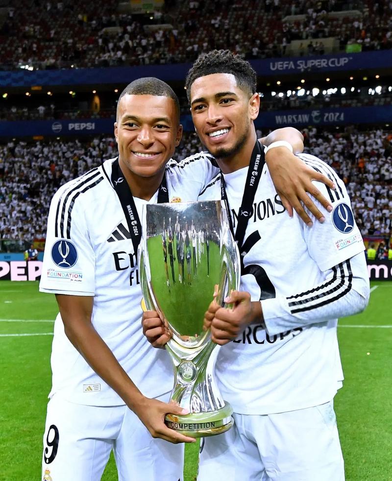 那不勒斯体育总监曼纳：德布劳内将至少伤缺至2月底