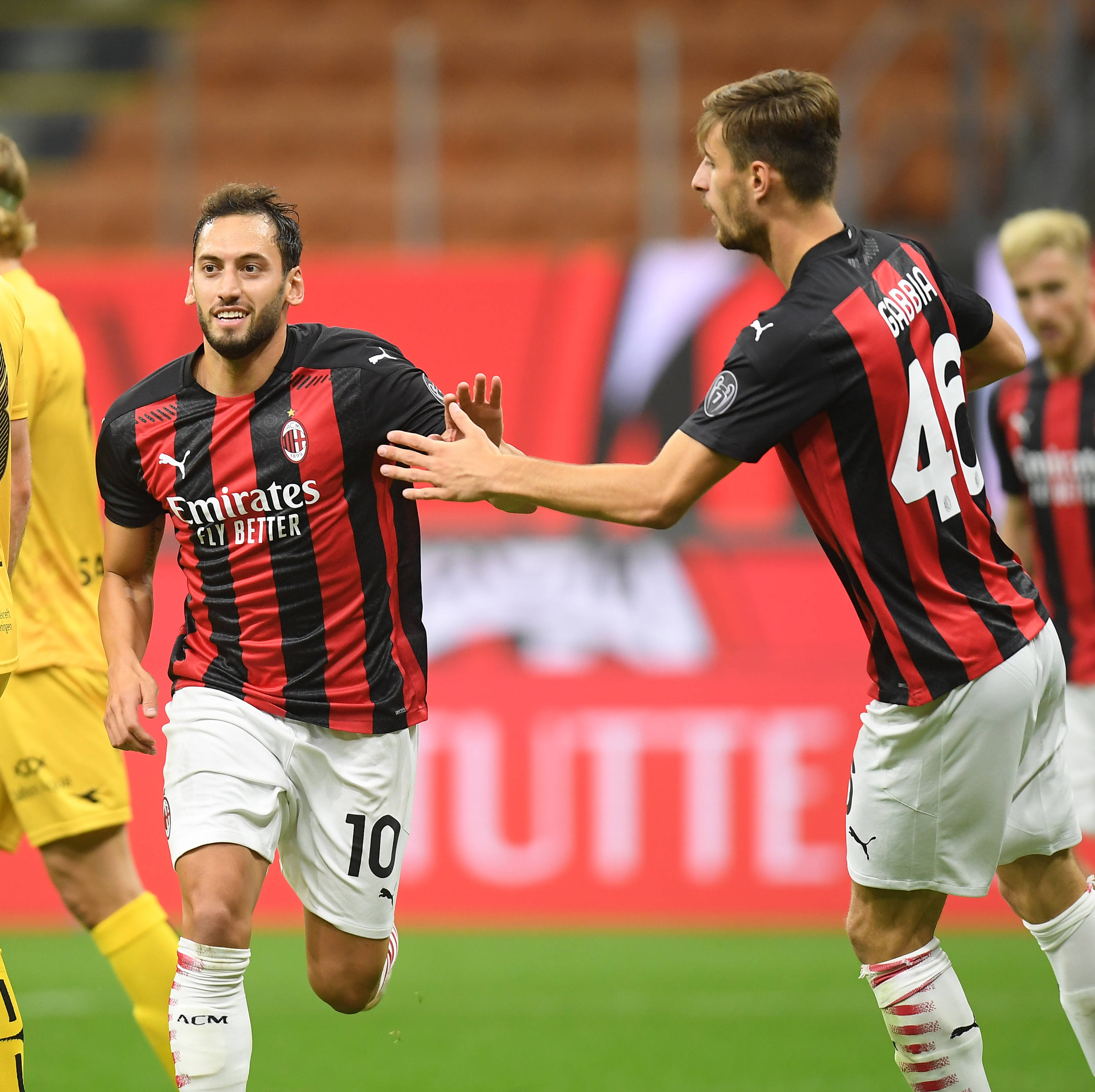 欧战悬念拉满！豪门翻车？巴萨遇克星，法兰克福死磕到底!